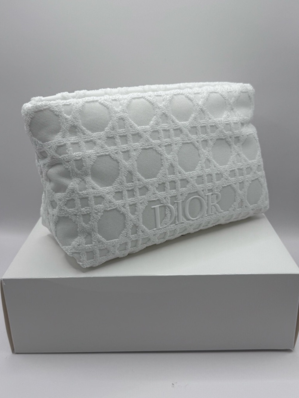 NIB Dior Beauty White Cannage Cosmetic Pouch